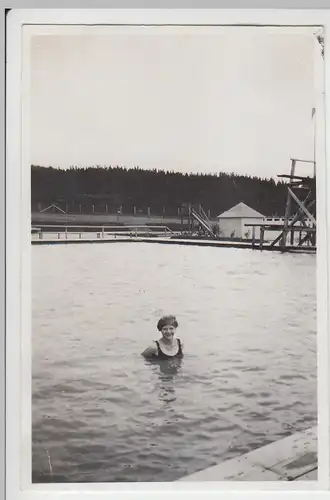(F6252) Orig. Foto Schwimmbad Finsterbergen, Frau im Wasser 1929