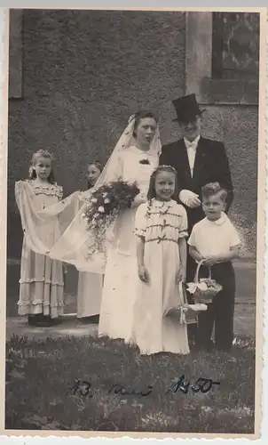 (F5976) Orig. Foto Hochzeitspaar mit Kinder, 13. Mai 1950