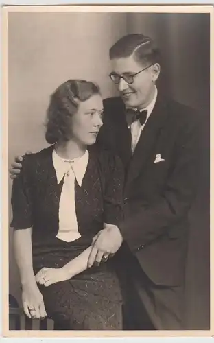 (F5970) Orig. Foto Paar, Porträt, um 1948