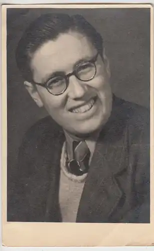 (F5962) Orig. Foto Porträt junger Mann 1949