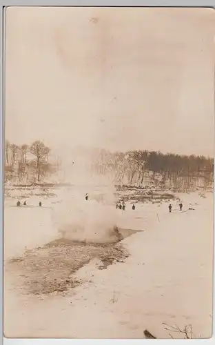 (F5911) Orig. Foto 1.WK, Sprengung, zugefrorener See, 1914-18