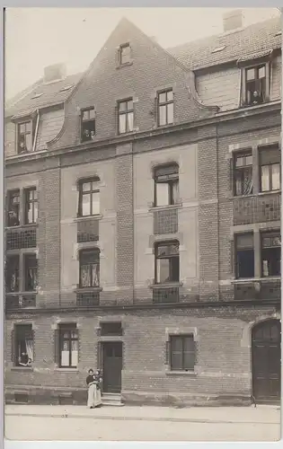 (F5895) Orig. Foto unbek. Wohnhaus, Backstein mit Kacheln, vor 1945