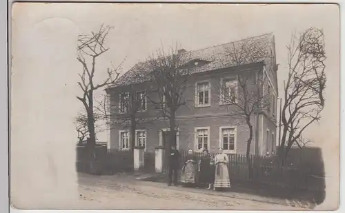 (F5874) Orig. Foto Wohnhaus in ?, Fotograf Dresden vor 1945