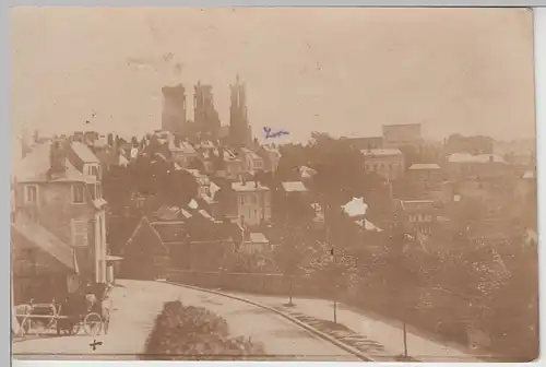 (F5870) Orig. Foto Laon, Blick zur Kathedrale, um 1915