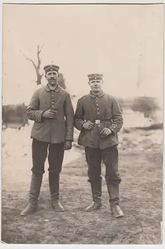 (F5802) Orig. Foto 1.WK Soldaten mit Zigarren, 1914-18