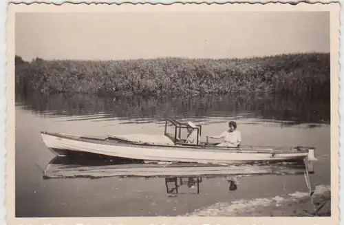 (F5702) Orig. Foto Bootsfahrt, kleines Motorboot 1951