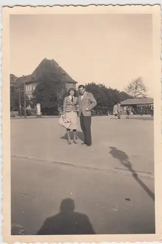 (F5425) Orig. Foto Personen am Kaiser Friedrich Ufer in Hamburg 27.5.1939