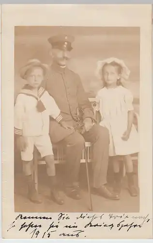 (F5399) Orig. Foto 1.WK Soldat u. 2 kleine Kinder, Ottensen 1915