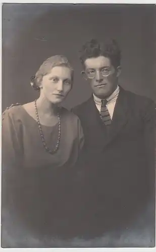 (F5378) Orig. Foto Porträt eines Paares, vor 1945