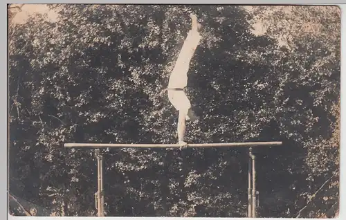 (F5096) Orig. Foto Sportler am Barren, Schützenhaus-Platz Kummer 1929