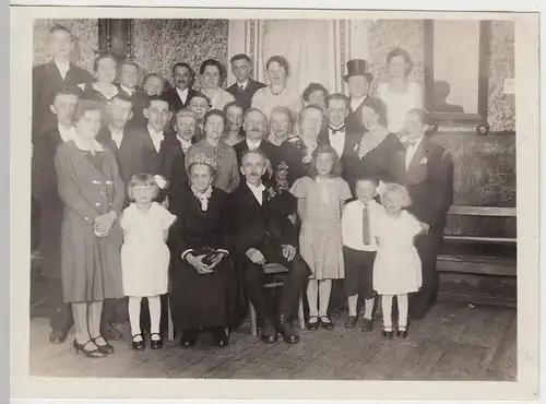 (F4976) Orig. Foto Goldene Hochzeit, Gruppenbild 1932