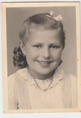 (F4938) Orig. Foto Porträt, Passbild junge Frau Irmgard Meutzner, Radebeul 1948