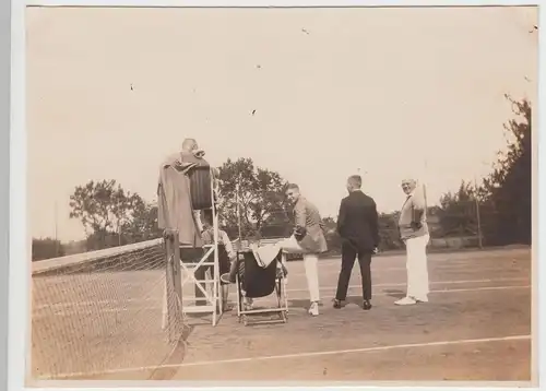 (F4803) Orig. Foto Am Tennisplatz 1926