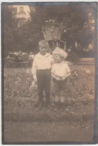 (F4684) Orig. Foto Kinder im Garten, Ibbenbüren i. Sommer 1920