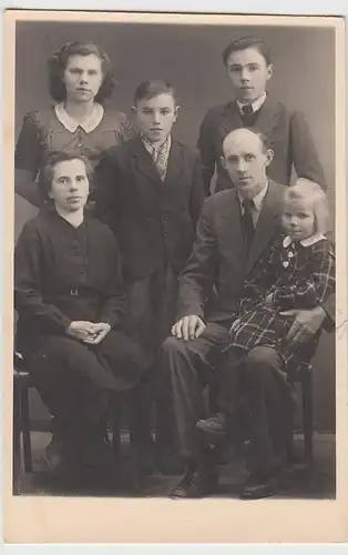 (F4626) Orig. Foto Porträt i. Fotostudio, Familie Heinrich