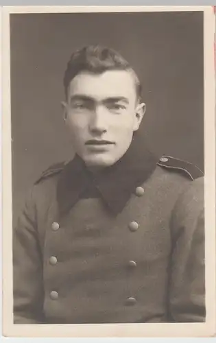 (F4608) Orig. Foto Porträt Soldat 1.WK