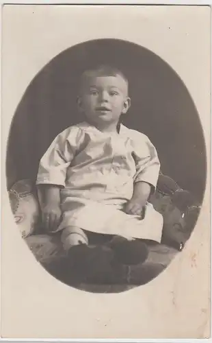 (F4579) Orig. Foto Porträt kleiner Junge, vor 1945