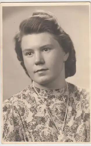 (F4578) Orig. Foto Porträt einer jungen Frau Liesbeth