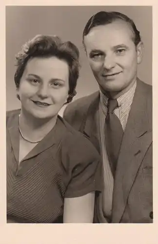 (F4314) Orig. Foto Porträt eines Paares, Erfurt 1955