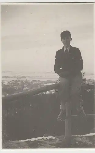 (F3802) Orig. Foto junger Mann Horst a. Kaiser Wilhelm Platz 1932