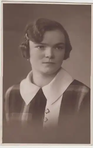 (F3665) Orig. Foto Kabinettfoto, junge Frau, Fotograf Glauchau, 1920er