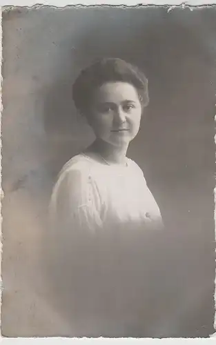 (F3647) Orig. Foto Porträt junge Frau, Fotograf Eisenach vor 1918