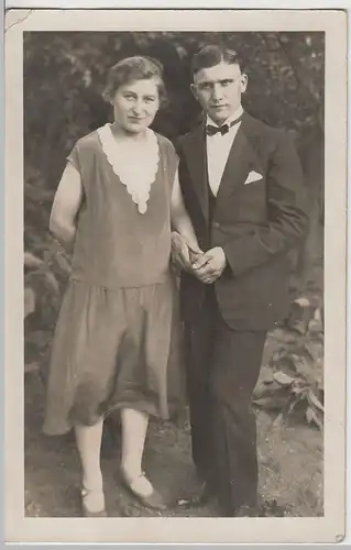 (F3615) Orig. Foto Paar im Freien, Porträt 1920/30er