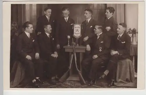 (F3556) Orig. Foto Herren am Stammtisch Schießclub (Glauchau?) 1927