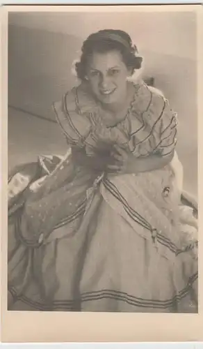 (F3349) Orig. Foto Porträt junge Frau im Kleid