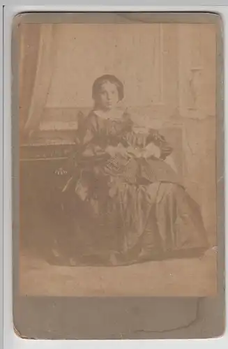 (F3227) Orig. Foto Kabinettfoto junge Frau m. Kind auf Schoß, um 1900