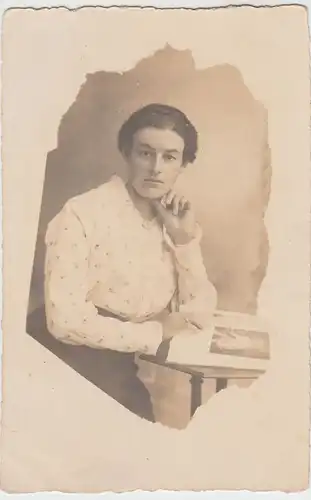 (F3079) Orig. Foto Porträt junge Dame, 1920er