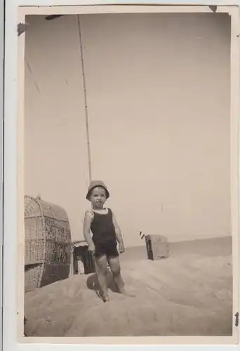 (F30762) Orig. Foto Kind Klaus am Strandkorb, Ostsee 1929
