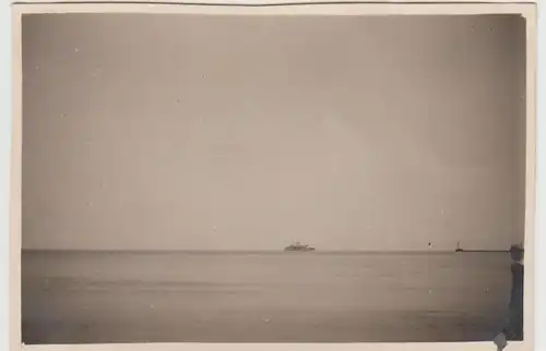 (F30761) Orig. Foto Ostsee, Schiffe am Horizont 1929