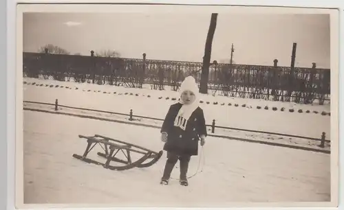 (F30752) Orig. Foto Magdeburg, Kind Klaus m.Schlitten a. Fürstenwall Winter 1929