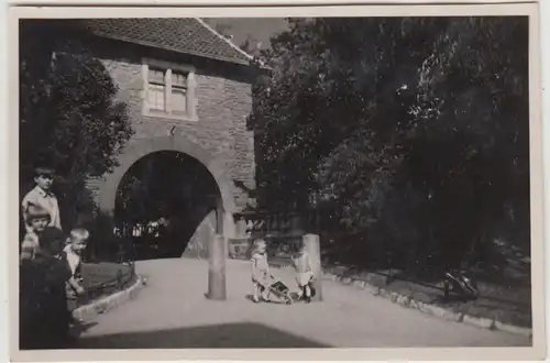 (F30735) Orig. Foto Magdeburg, Kinder am Remtergang 1928