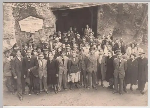 (F3060) Orig. Foto Saalfelder Feengrotten, offizielles Gruppenfoto 31.5.1953