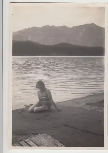 (F30597) Orig. Foto Eibsee, Frau am Ufer 1931