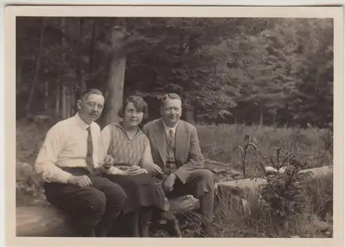 (F30536) Orig. Foto Personen auf dem Süntel bei Hannover 1930