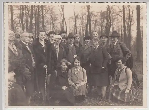 (F30529) Orig. Foto Wanderer, Gruppenbild im Hildesheimerwald 1930