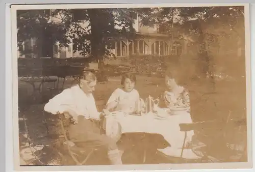 (F30504) Orig. Foto Frühstück im Freien, Freiburg 11.8.1929