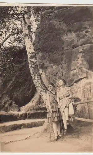 (F30309) Orig. Foto 2 Frauen in der Sächsischen Schweiz, 1929