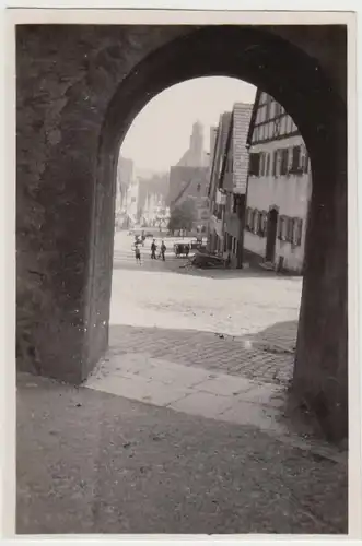 (F30197) Orig. Foto Dinkelsbühl, Blick durch ein Tor 1920er