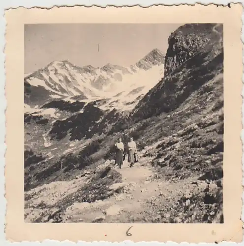 (F29967) Orig. Foto Frauen auf dem Aufsieg zum Nebelhorn 1936