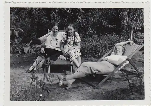 (F29657) Orig. Foto Frauen im Liegestuhl im Garten, Buer Springestraße 35, 1935