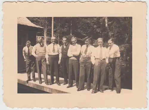 (F29577) Orig. Foto Männer auf einem Steg 1934