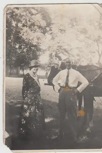 (F29575) Orig. Foto Personen mit Pferd 1933