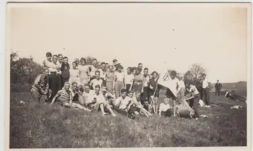 (F29550) Orig. Foto Eberbacher Kanuclub in Binau 1932