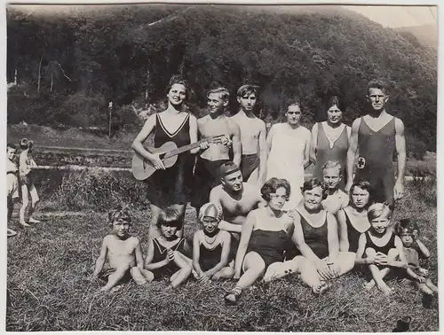 (F29507) Orig. Foto Heidelberg, Personen in Badekleidung in Schlierbach 1927