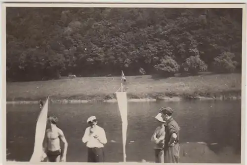 (F29406) Orig. Foto Personen in Neckarhäuserhof 1930