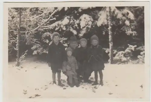 (F29168) Orig. Foto Mann und Kinder im Freien, Winter 1930